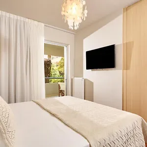 https://ariadnae-apartment.rethymnohotels.net